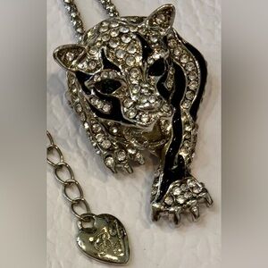 2-FER BETSEY JOHNSON CRYSTAL PANTHER NECKLACE AND PENDANT - GEMMED/SILVER/BLACK